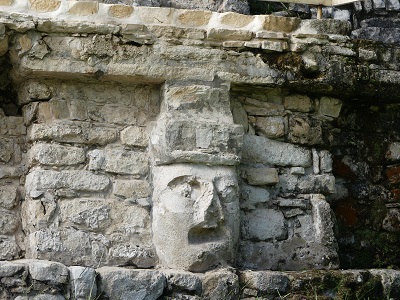  zona arqueológica de Palenque detalles templo